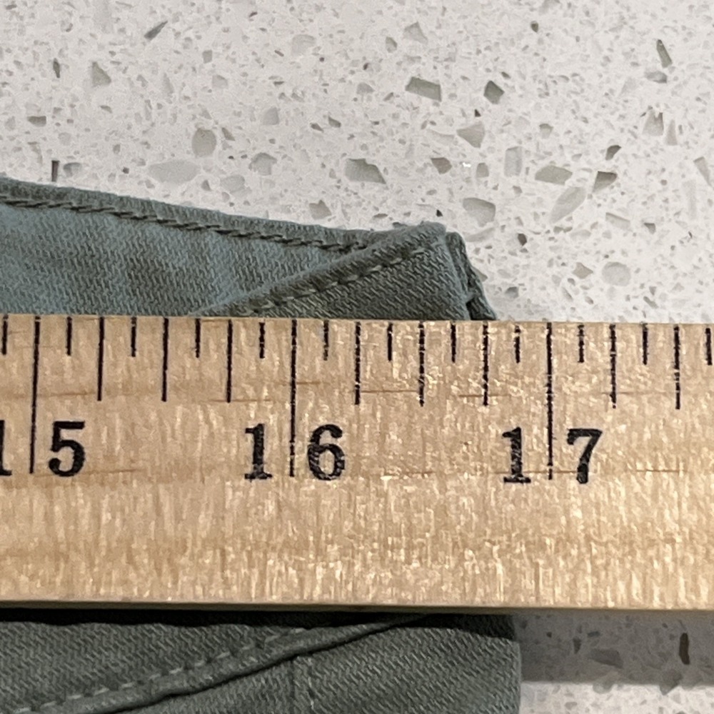 Vineyard Vines Mens 5 pocket pants 33x30 Green Stretch Casual Jeans - Picture 3 of 8
